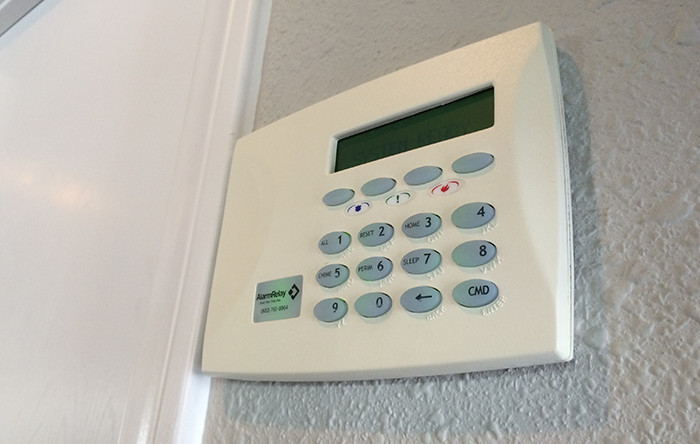 The Newbie’s Guide on How to Choose a Home Security System